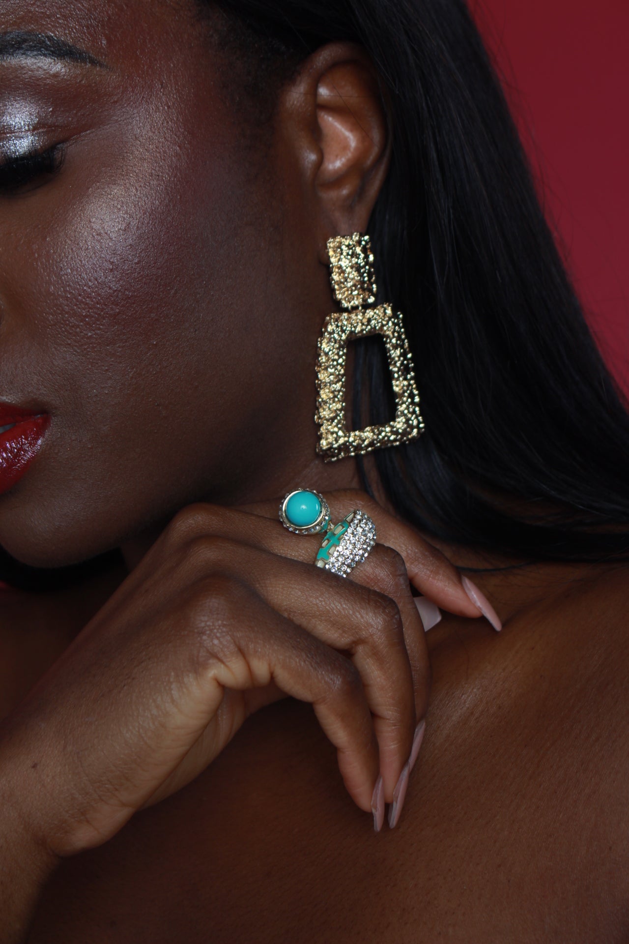 Fergie Doorknocker Earring