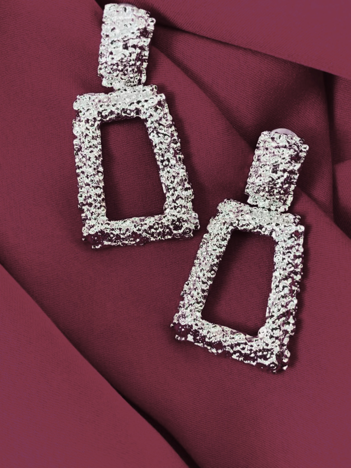 Fergie Doorknocker Earring