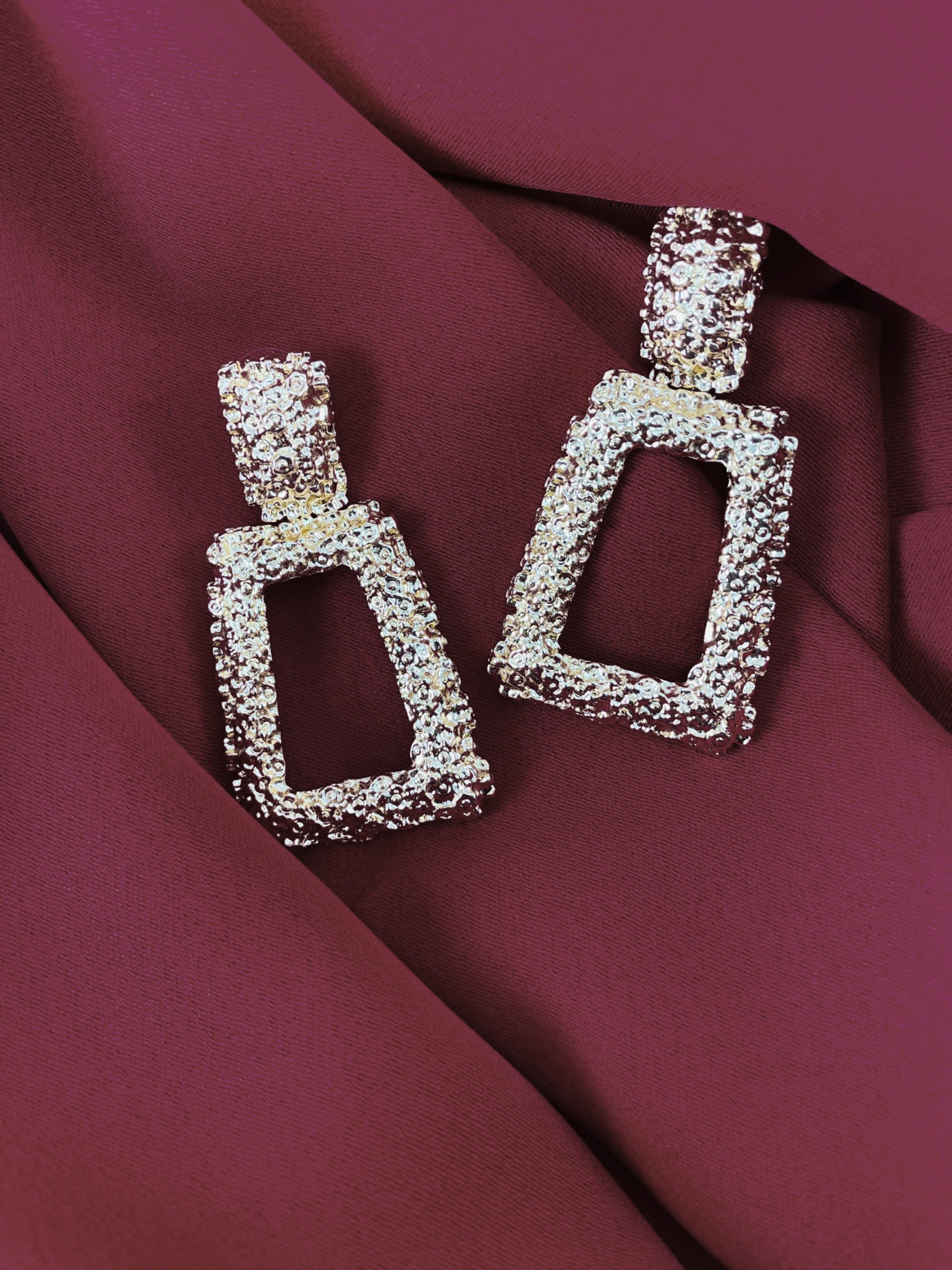 Fergie Doorknocker Earring